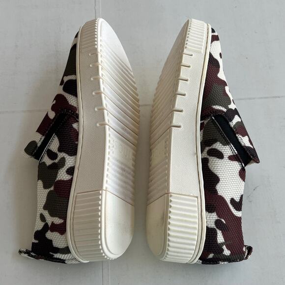 SOUL Naturalizer Multicolor Camouflage Sneakers - Picture 5 of 10